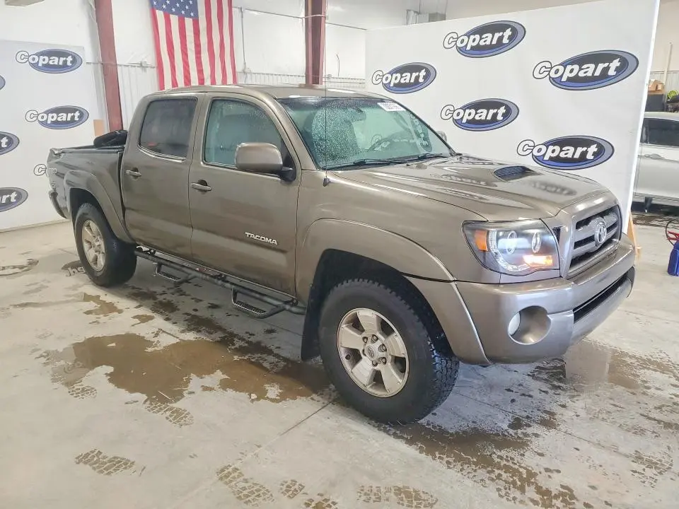 2010 TOYOTA TACOMA V6  