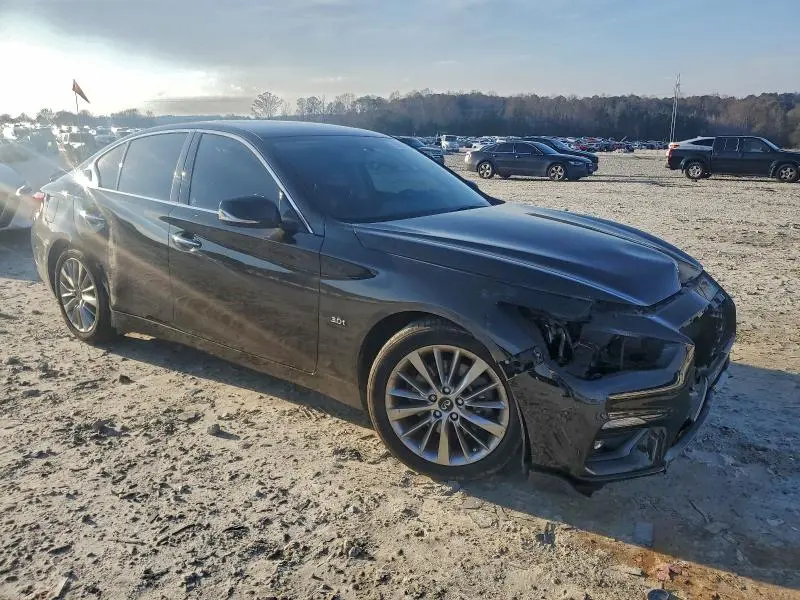 2019 INFINITI Q50 LUXE  