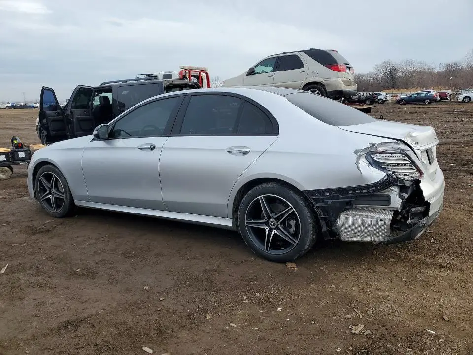 2019 MERCEDES-BENZ E 300 4MATIC  