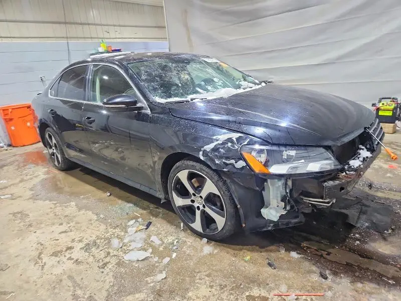2012 VOLKSWAGEN PASSAT SE  