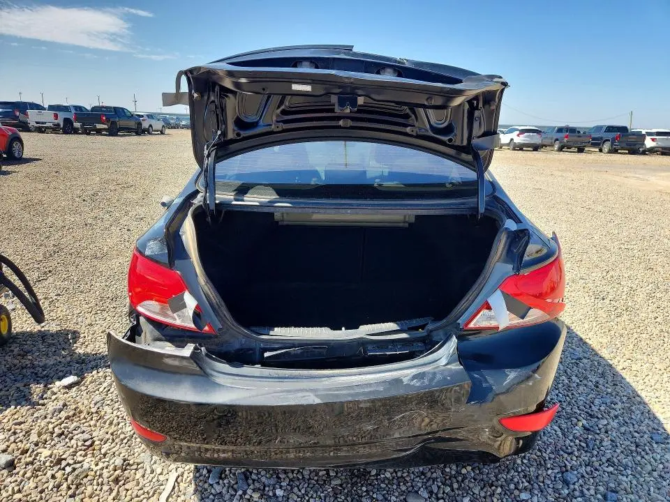 2016 HYUNDAI ACCENT SE  