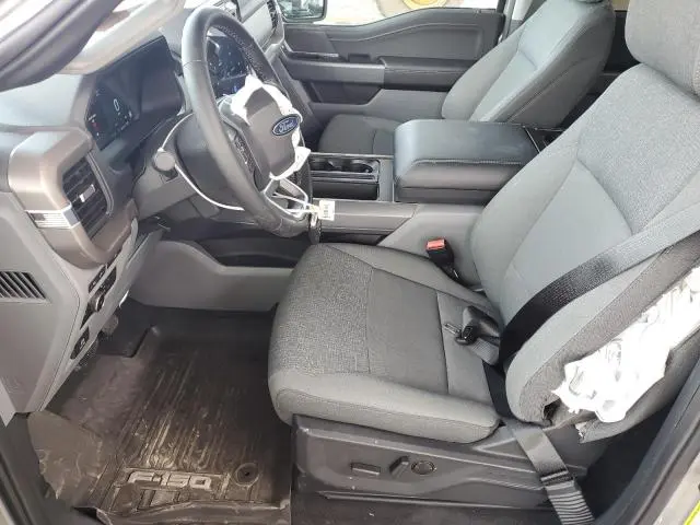 2024 FORD F150 XLT  