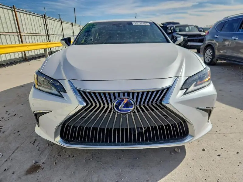 2021 LEXUS ES 300H ULTRA LUXURY  
