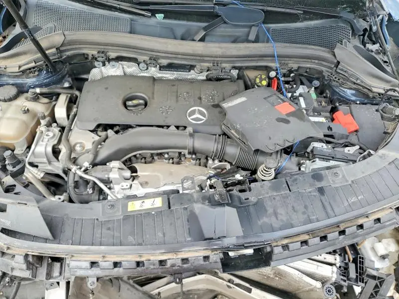 2021 MERCEDES-BENZ GLA 250 4MATIC  