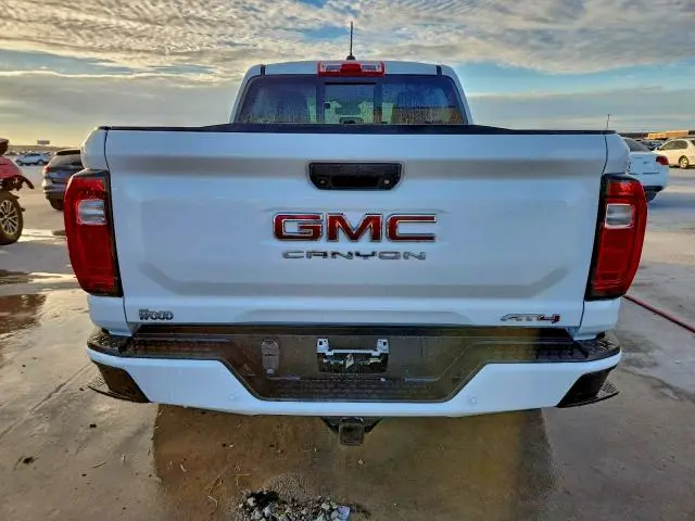 2023 GMC CANYON AT4  