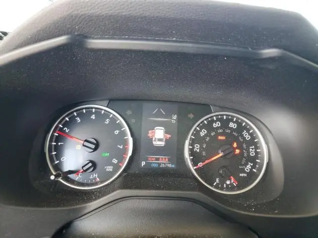 2021 TOYOTA RAV4 XLE  