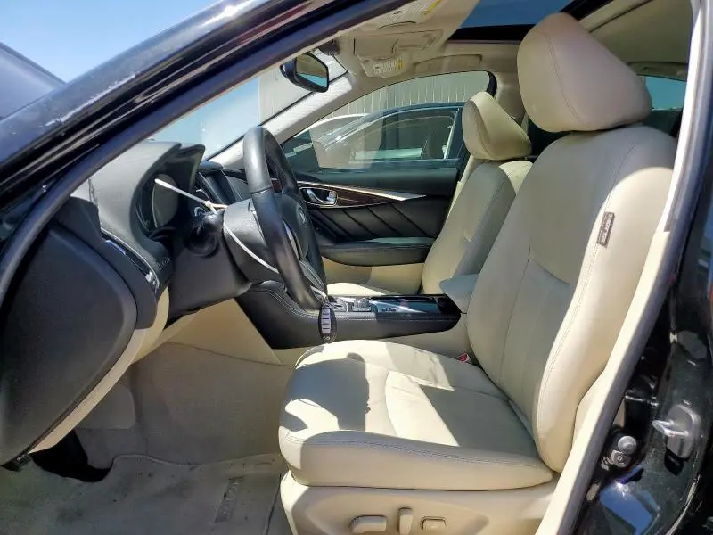 2018 INFINITI Q50 LUXE