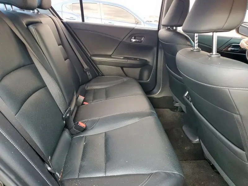 2017 HONDA ACCORD TOURING  