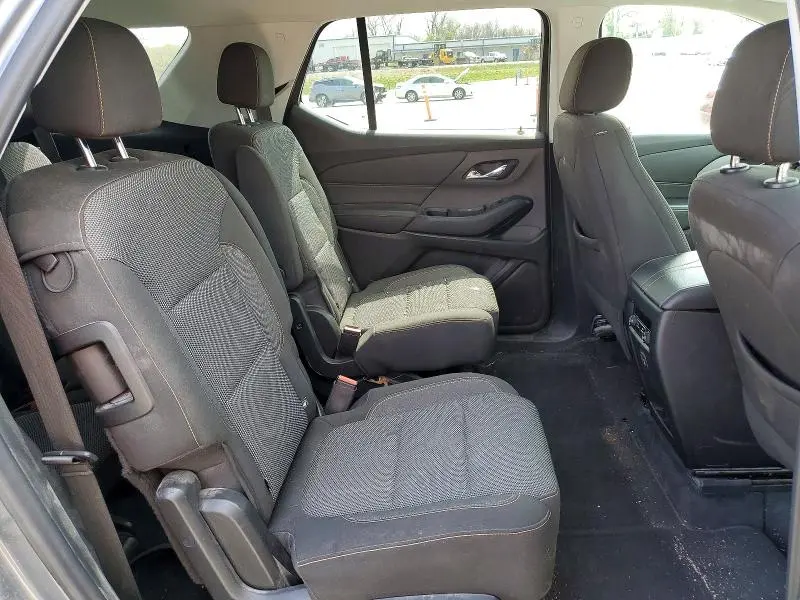 2021 CHEVROLET TRAVERSE LT  
