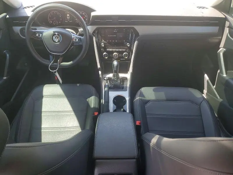 2022 VOLKSWAGEN PASSAT SE  