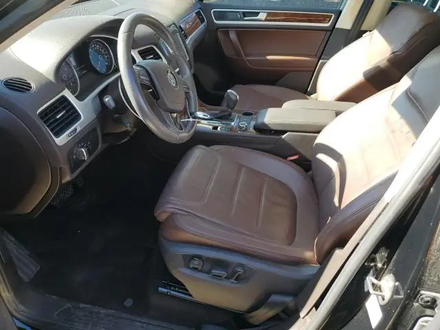 2013 VOLKSWAGEN TOUAREG V6  