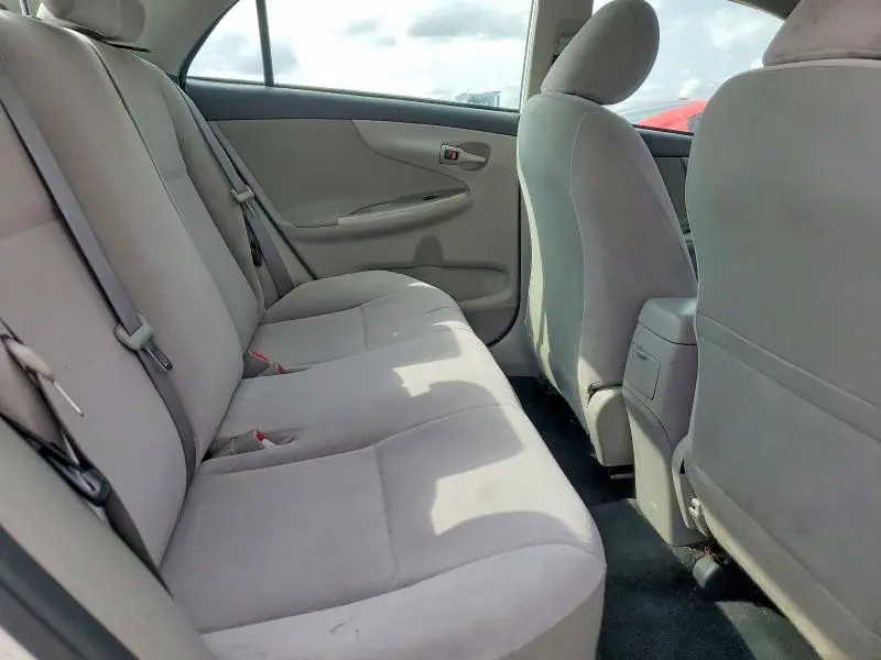 2011 TOYOTA COROLLA LE  