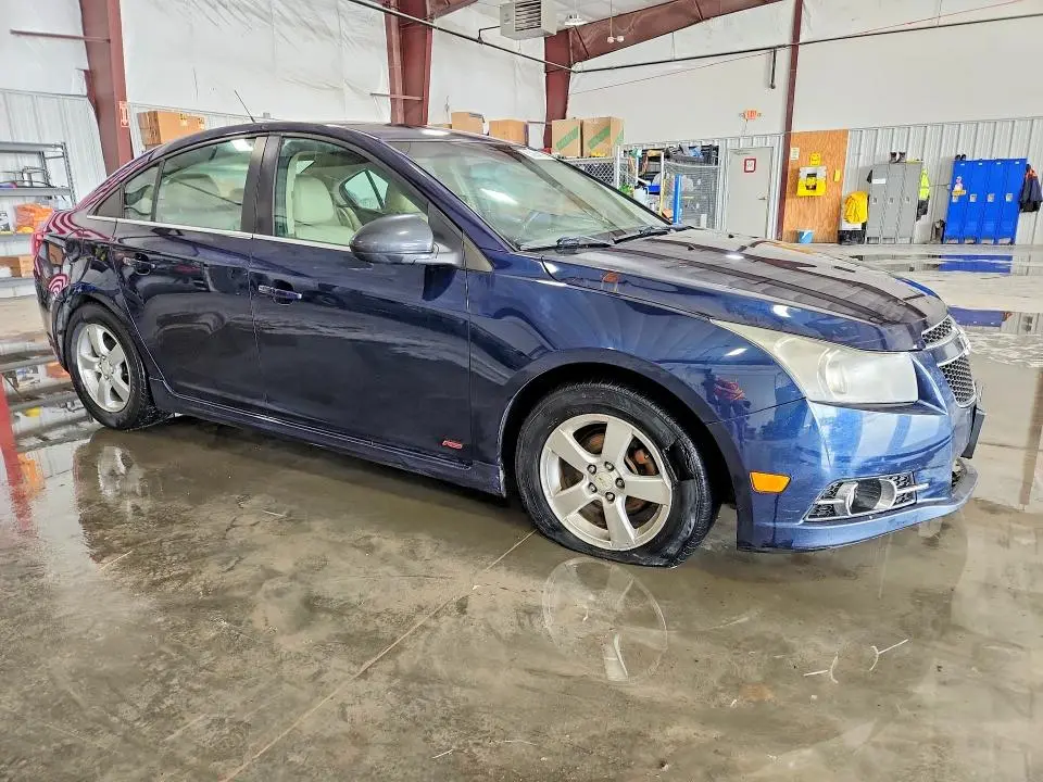 2011 CHEVROLET CRUZE LT  