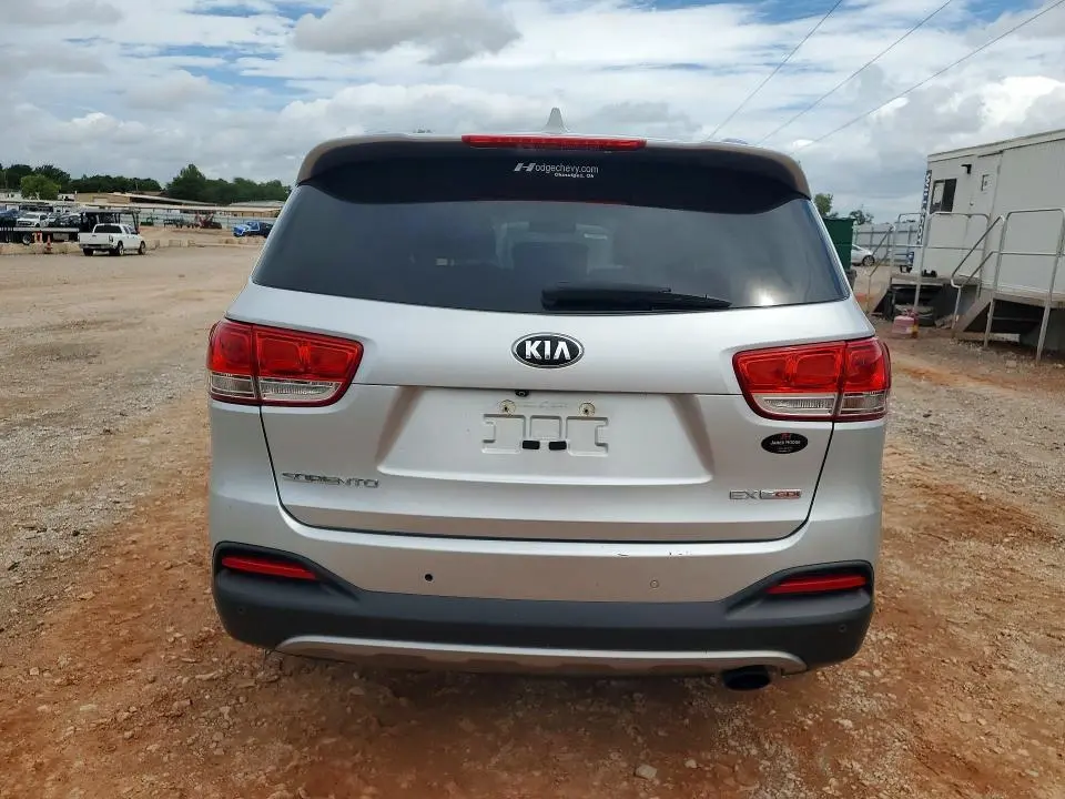 2017 KIA SORENTO EX  