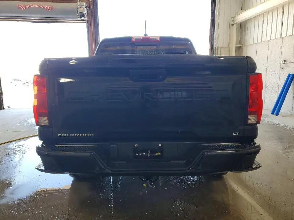 2024 CHEVROLET COLORADO LT  