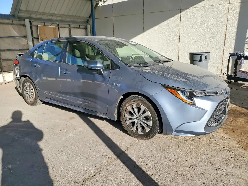 2021 TOYOTA COROLLA LE  
