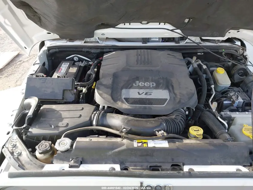 2015 JEEP WRANGLER SAHARA