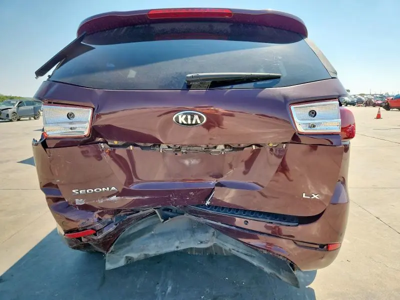 2016 KIA SEDONA LX  