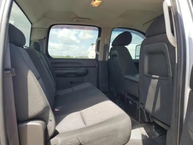 2012 GMC SIERRA K2500 SLE  