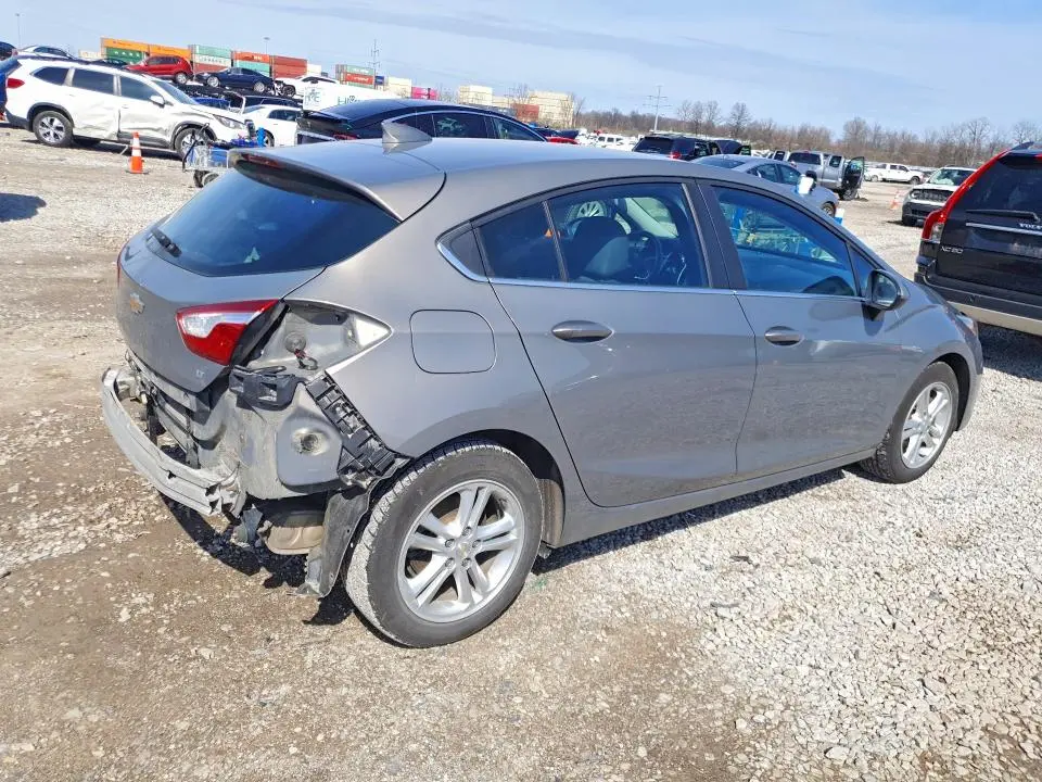 2017 CHEVROLET CRUZE LT  