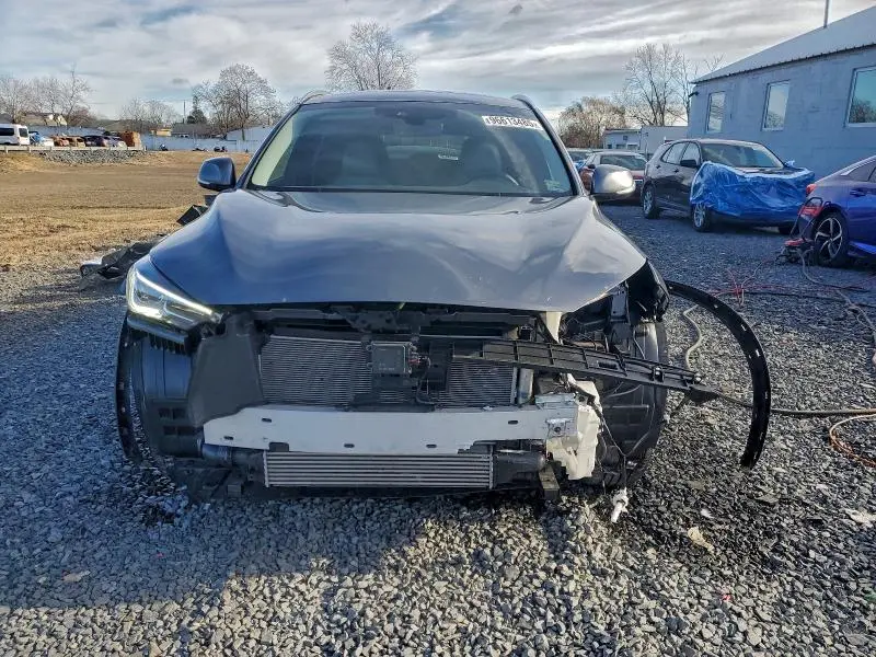 2025 INFINITI QX50 LUXE  