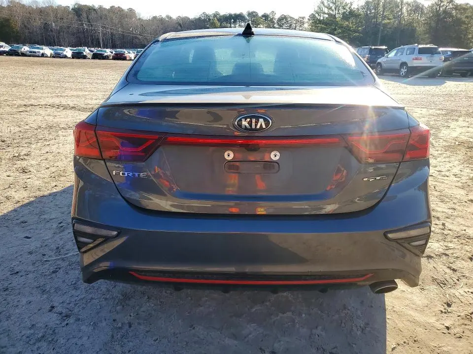 2020 KIA FORTE GT LINE  