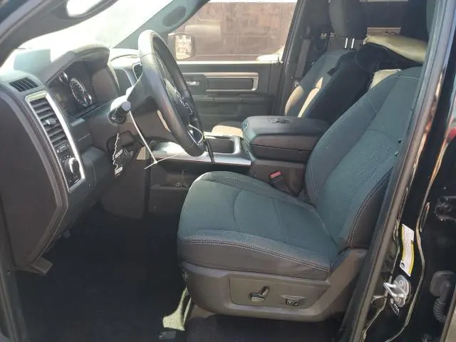 2021 RAM 1500 CLASSIC SLT  