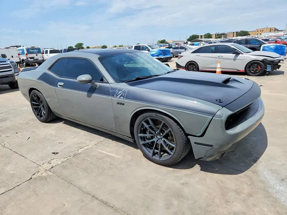 2017 DODGE CHALLENGER R/T 392  