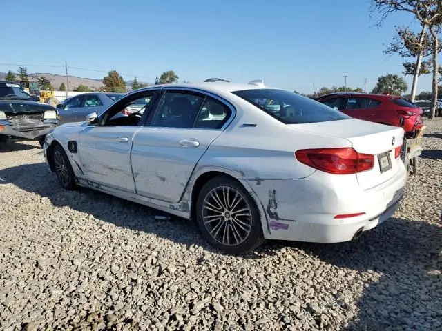 2019 BMW 530E