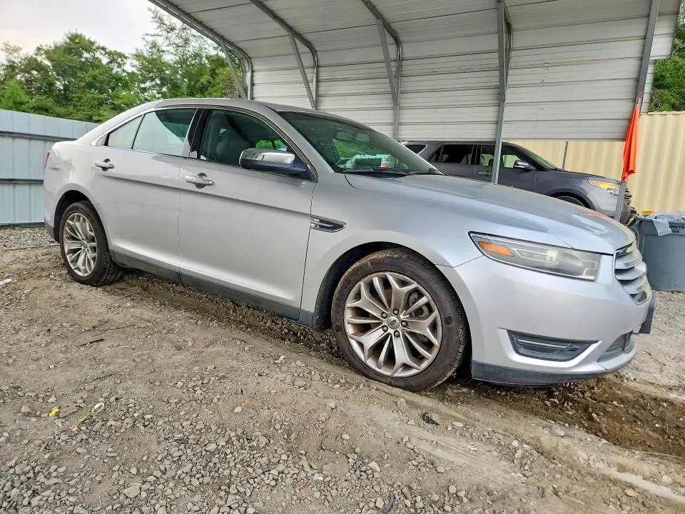 2013 FORD TAURUS LIMITED  