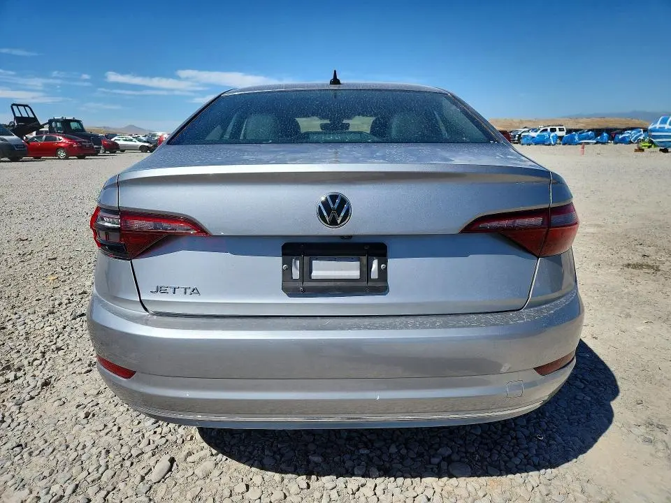 2022 VOLKSWAGEN JETTA SE  
