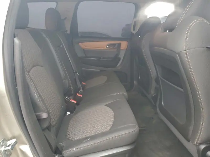 2013 CHEVROLET TRAVERSE LT  