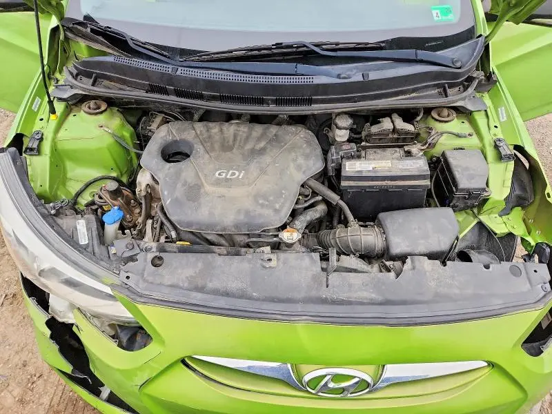 2014 HYUNDAI ACCENT SE  