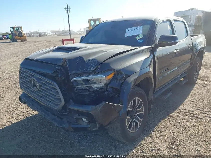 2022 TOYOTA TACOMA TRD SPORT