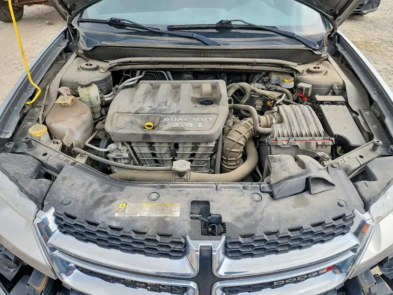 2013 DODGE AVENGER SE  
