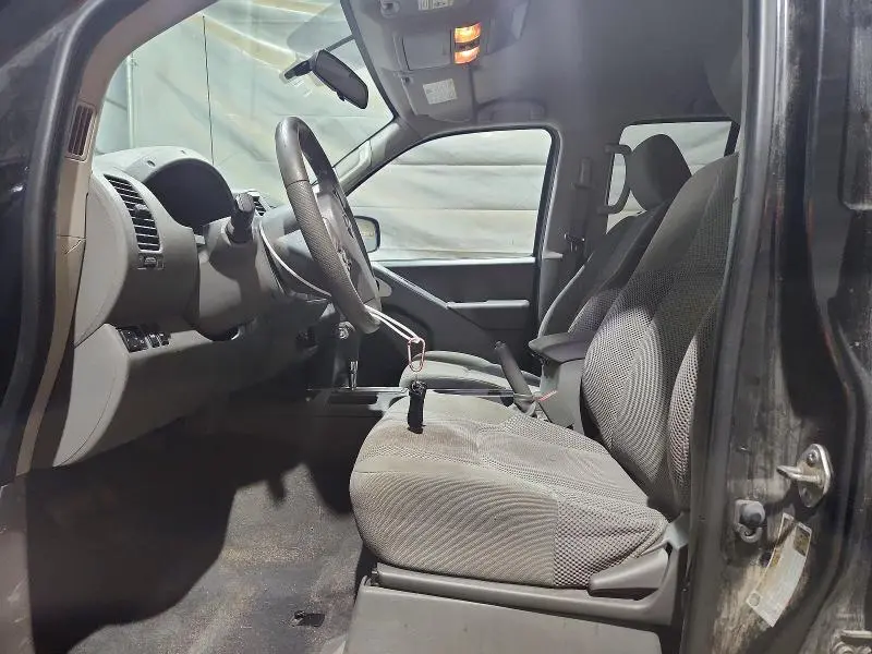 2018 NISSAN FRONTIER SV  