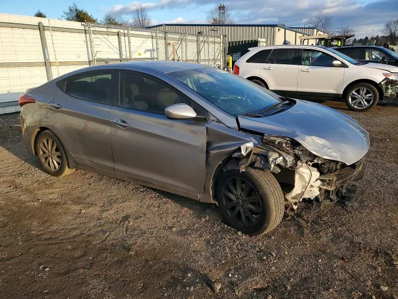 2014 HYUNDAI ELANTRA SE  