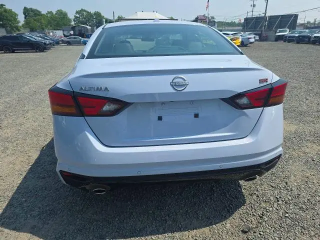 2025 NISSAN ALTIMA SR  