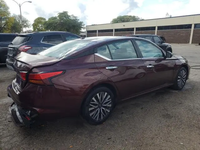 2025 NISSAN ALTIMA SV  