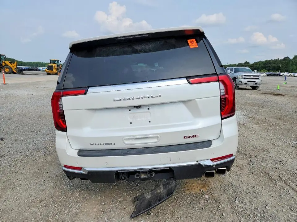 2025 GMC YUKON DENALI  