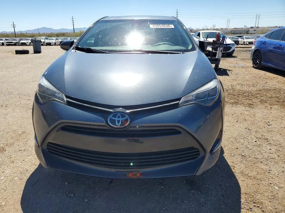 2017 TOYOTA COROLLA XLE  