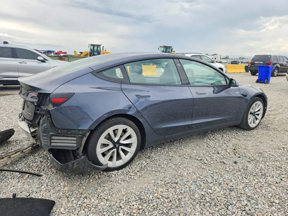 2021 TESLA MODEL 3   