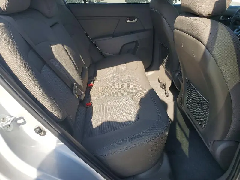 2016 KIA SPORTAGE LX  