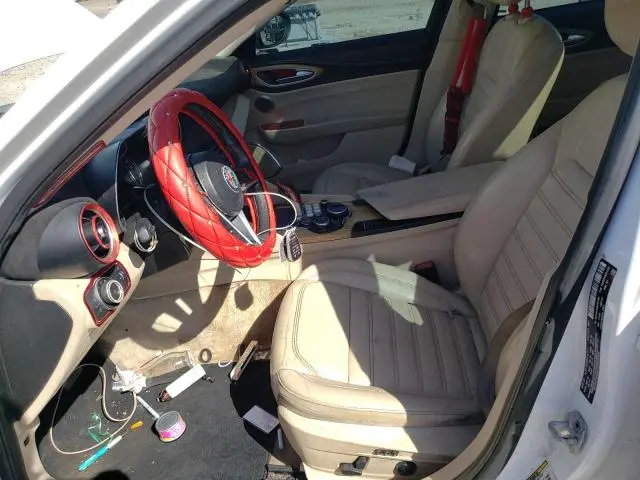 2017 ALFA ROMEO GIULIA TI  