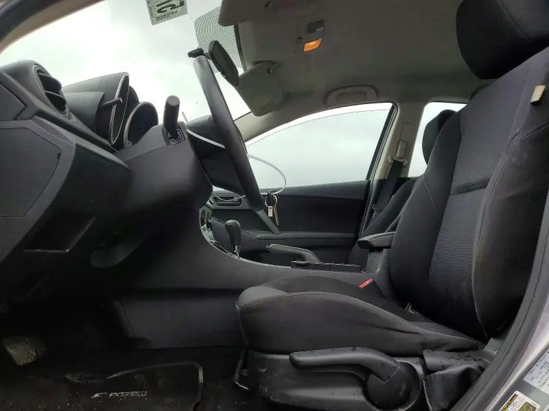 2010 MAZDA 3 GS  