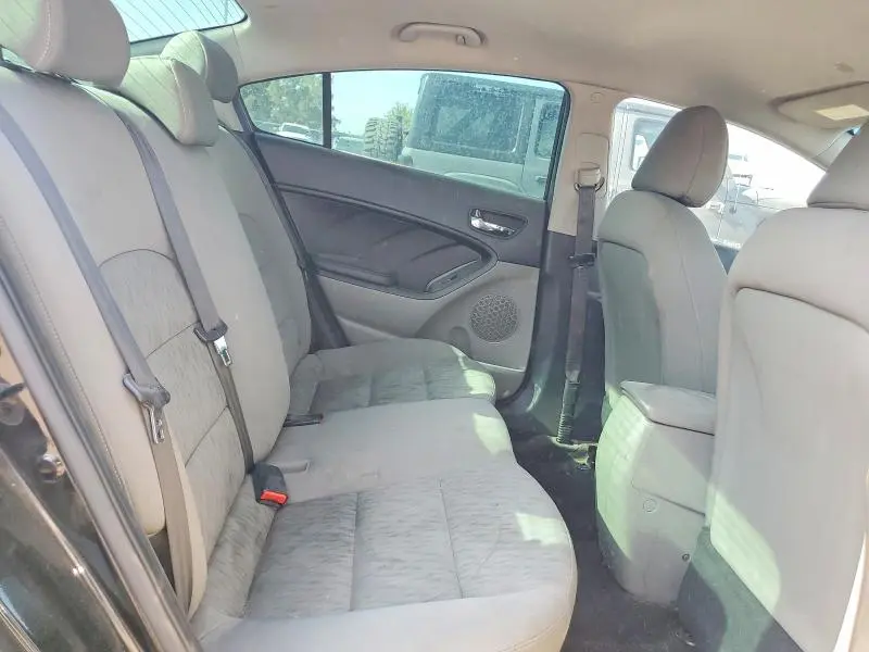 2014 KIA FORTE LX  