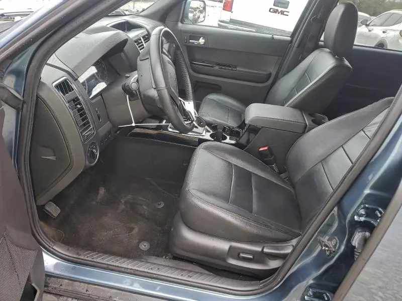 2011 FORD ESCAPE LIMITED  