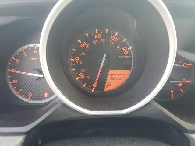 2011 TOYOTA 4RUNNER SR5  