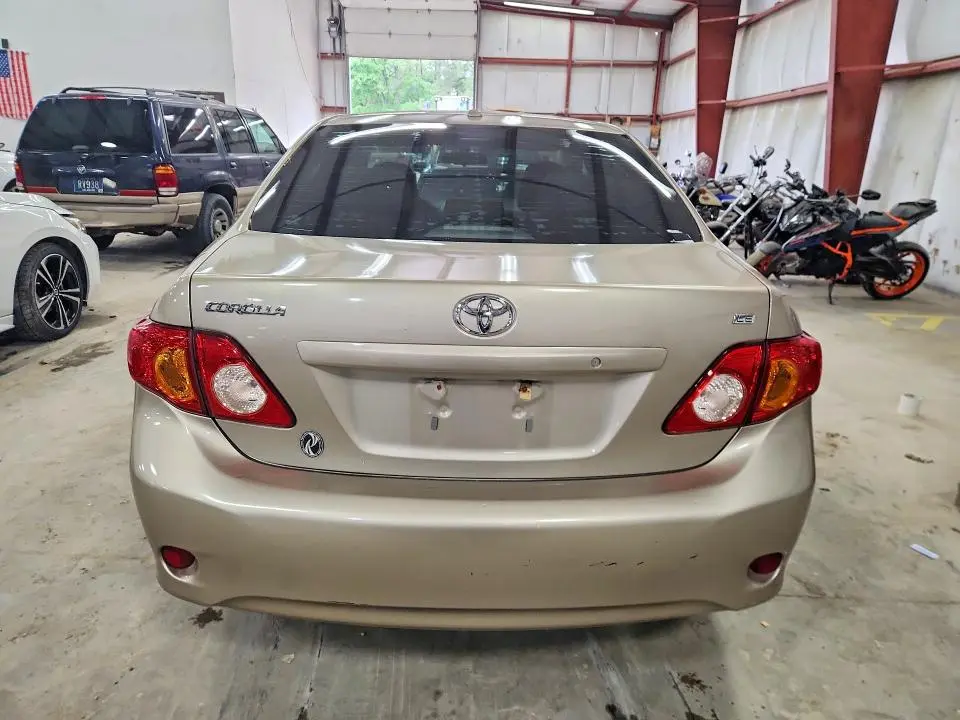 2010 TOYOTA COROLLA LE  