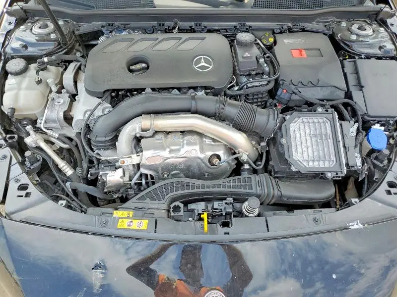 2025 MERCEDES-BENZ CLA 250 4MATIC  